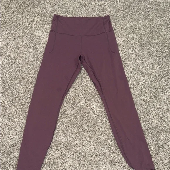 Under Armour women’s Purple Leggings - Picture 3 of 8
